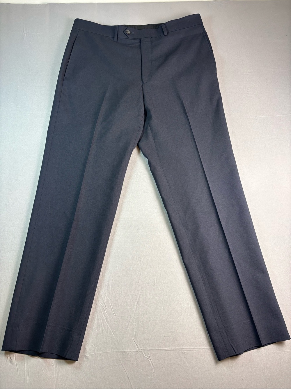Ralph Lauren 100% Wool Dress Pants Size 34x32 in pristine condition.